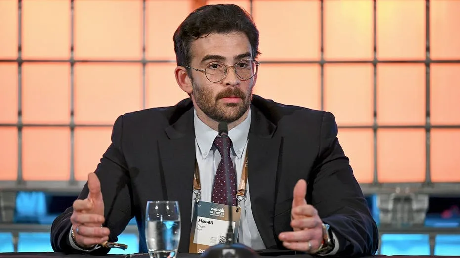 Streamer Hasan Piker Calls for 'Punishment' of Democrats Who Oppose Abdul El-Sayed